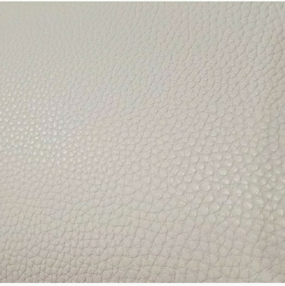 Meet your Posher, Phyllis - Picture 2 of 2